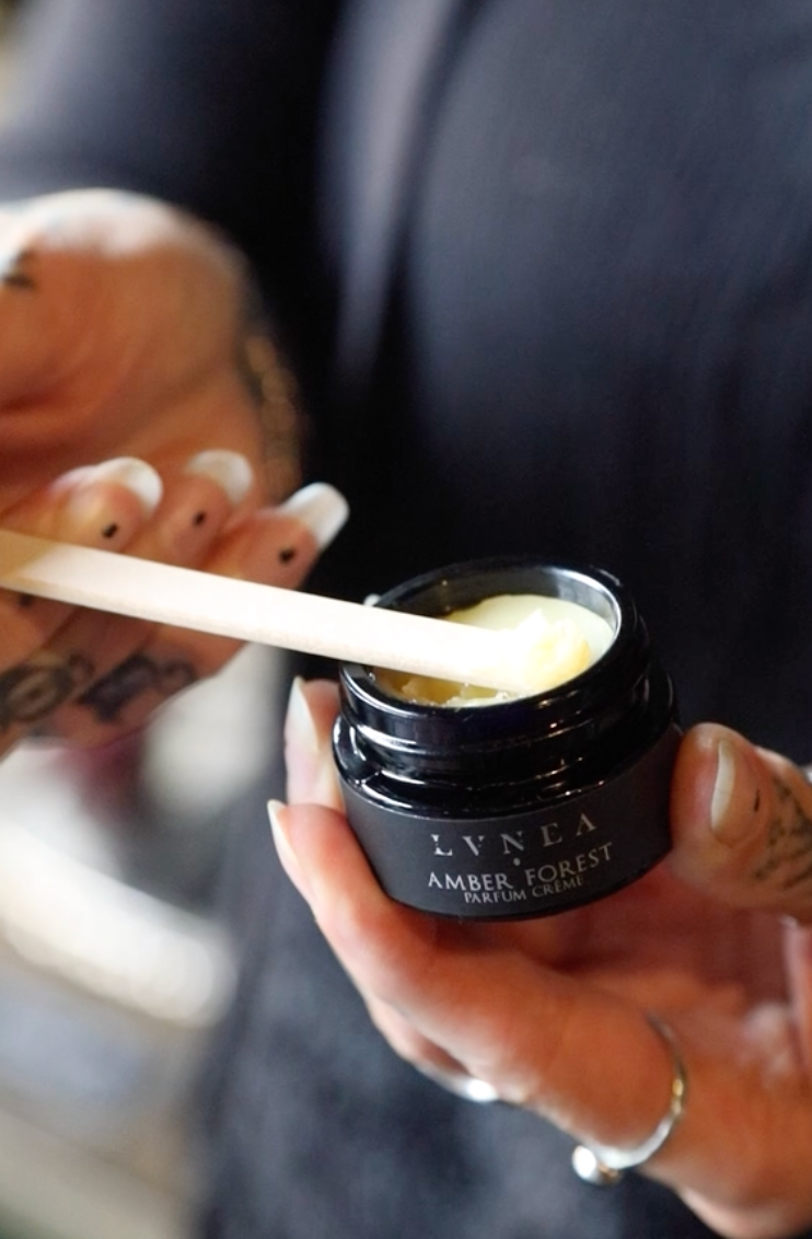 AMBER FOREST | Solid Perfume - Poplar bud, amber, spruce