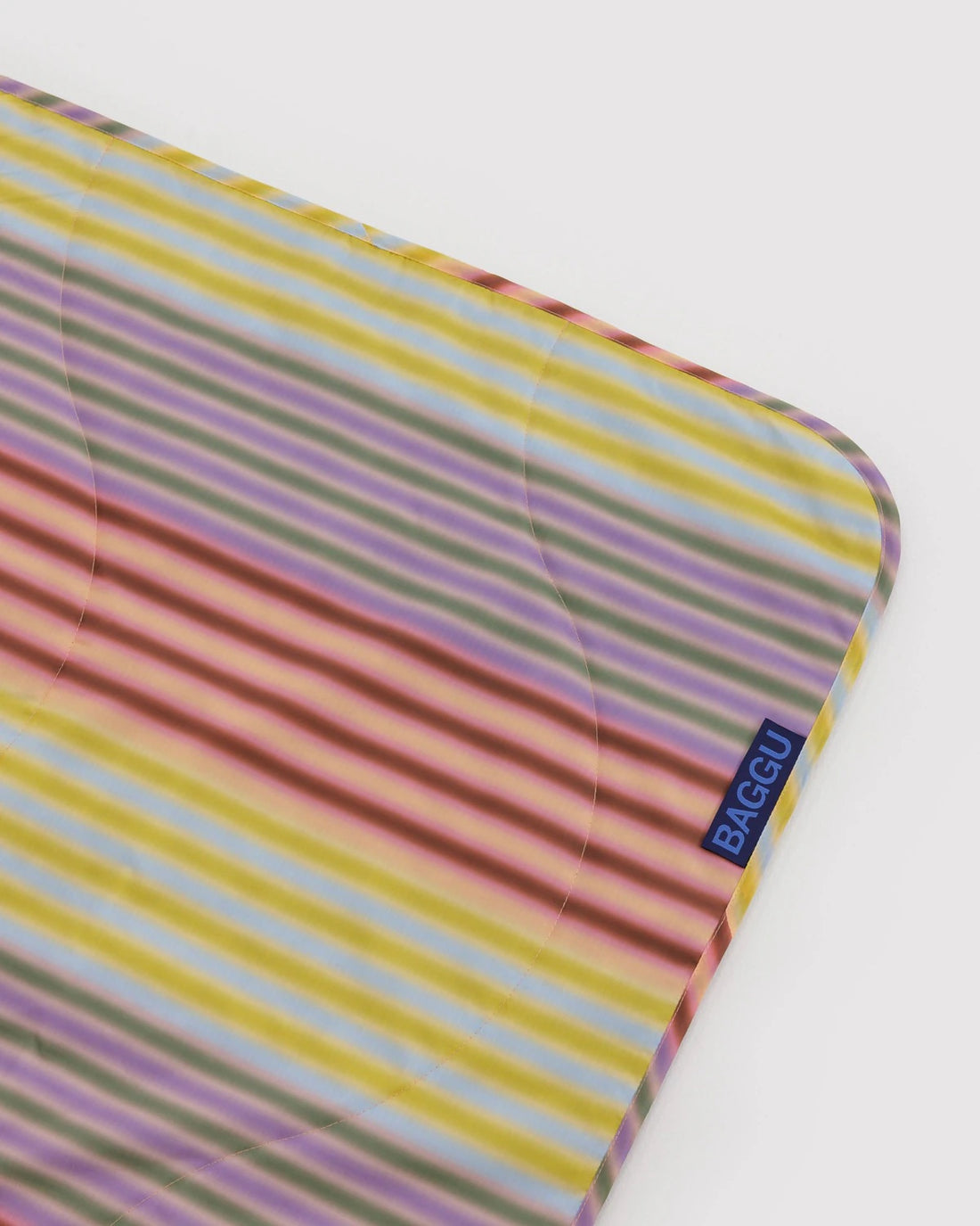 Baggu Puffy Picnic Blanket - Gradient Stripe