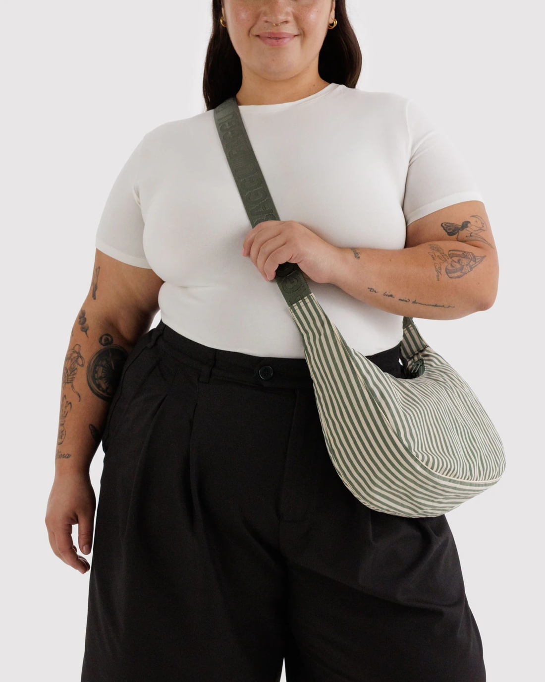Baggu Medium Nylon Crescent Bag - Sage Stripe