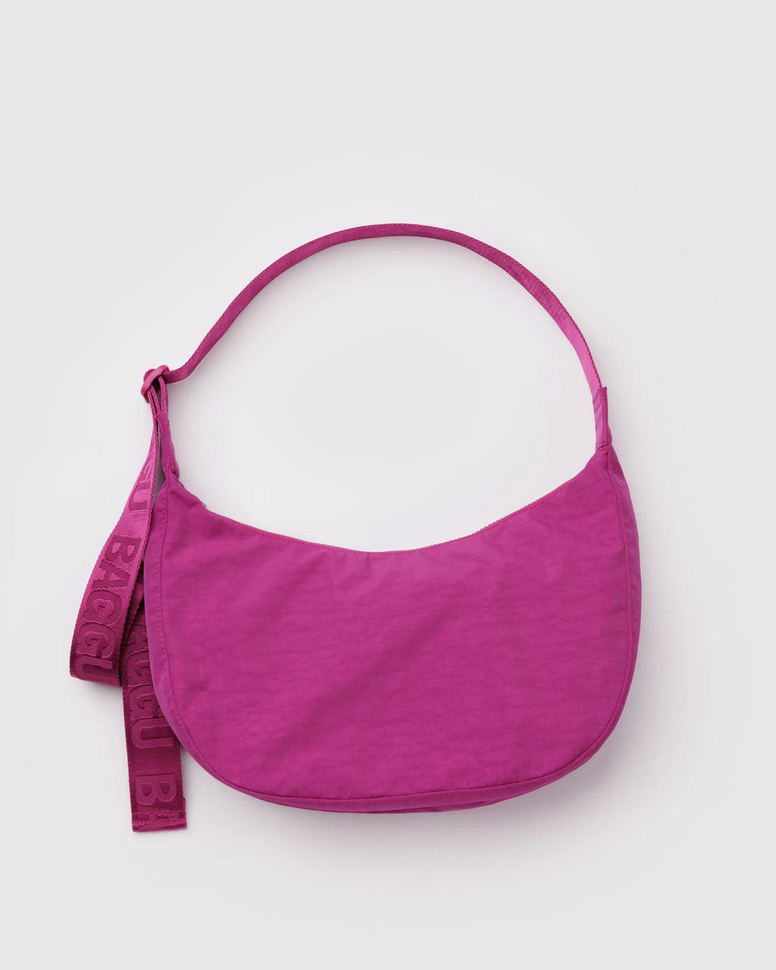 Baggu Medium Nylon Crescent Bag - Deep Fuchsia