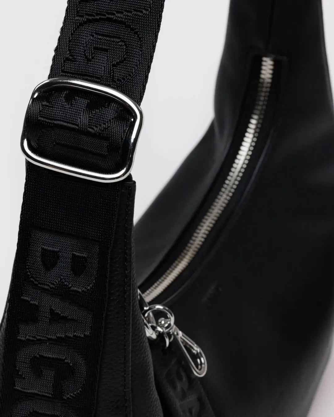 Baggu Small Recycled Leather Crescent - Black