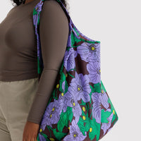 Big Baggu - Maroon Poppy