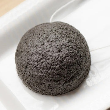 Luna Konjac Facial Sponge - Black Charcoal